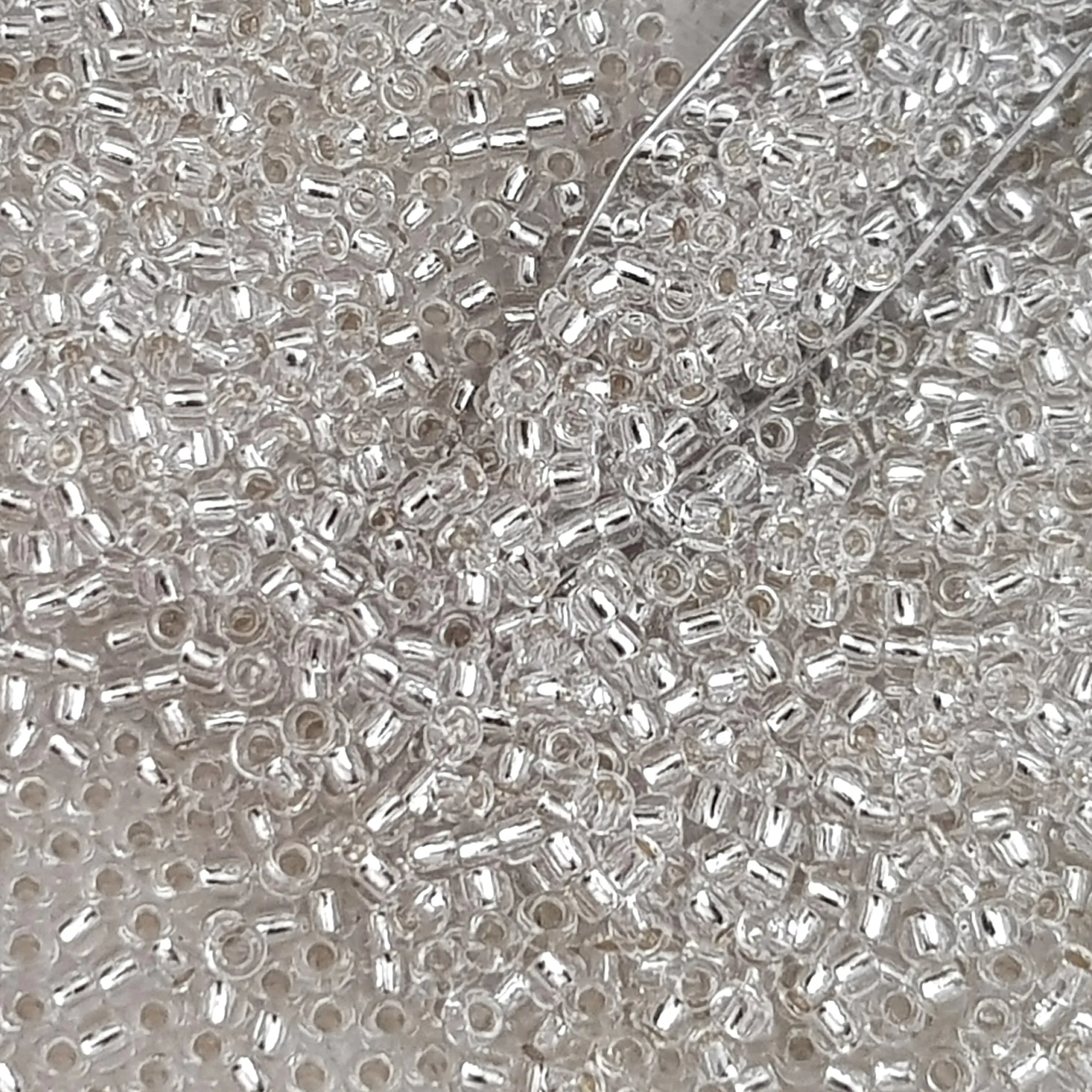 6/0 TR-21 Crystal Silver Lined 10g/30g Round Toho Seed Beads - Beading Supply