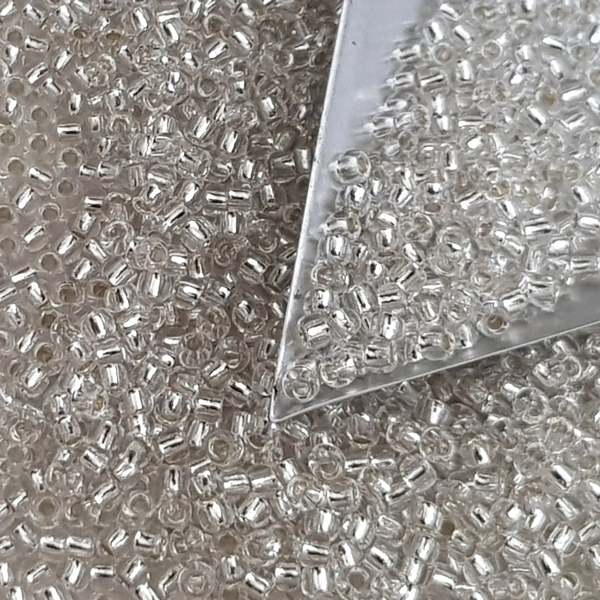 6/0 TR-21 Crystal Silver Lined 10g/30g Round Toho Seed Beads - Beading Supply