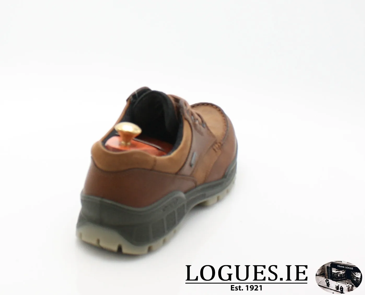 831714 ECCO TRACK 25  SHOES