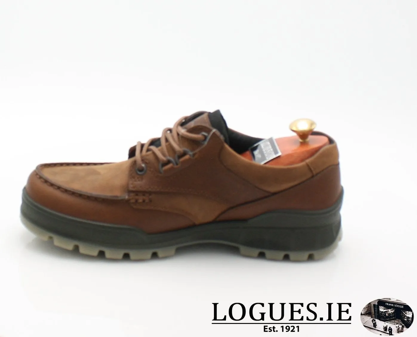 831714 ECCO TRACK 25  SHOES