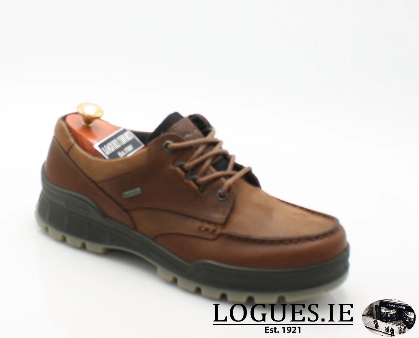 831714 ECCO TRACK 25  SHOES