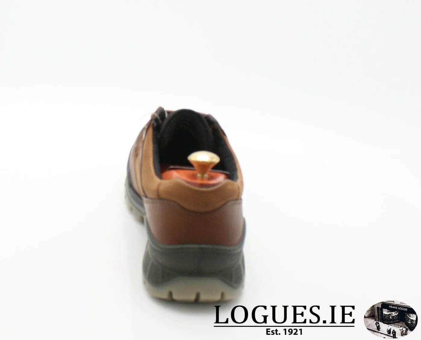 831714 ECCO TRACK 25  SHOES
