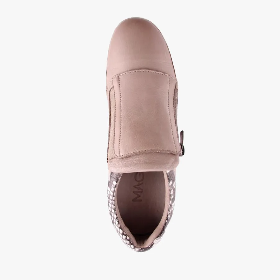 ACTIVE TAUPE