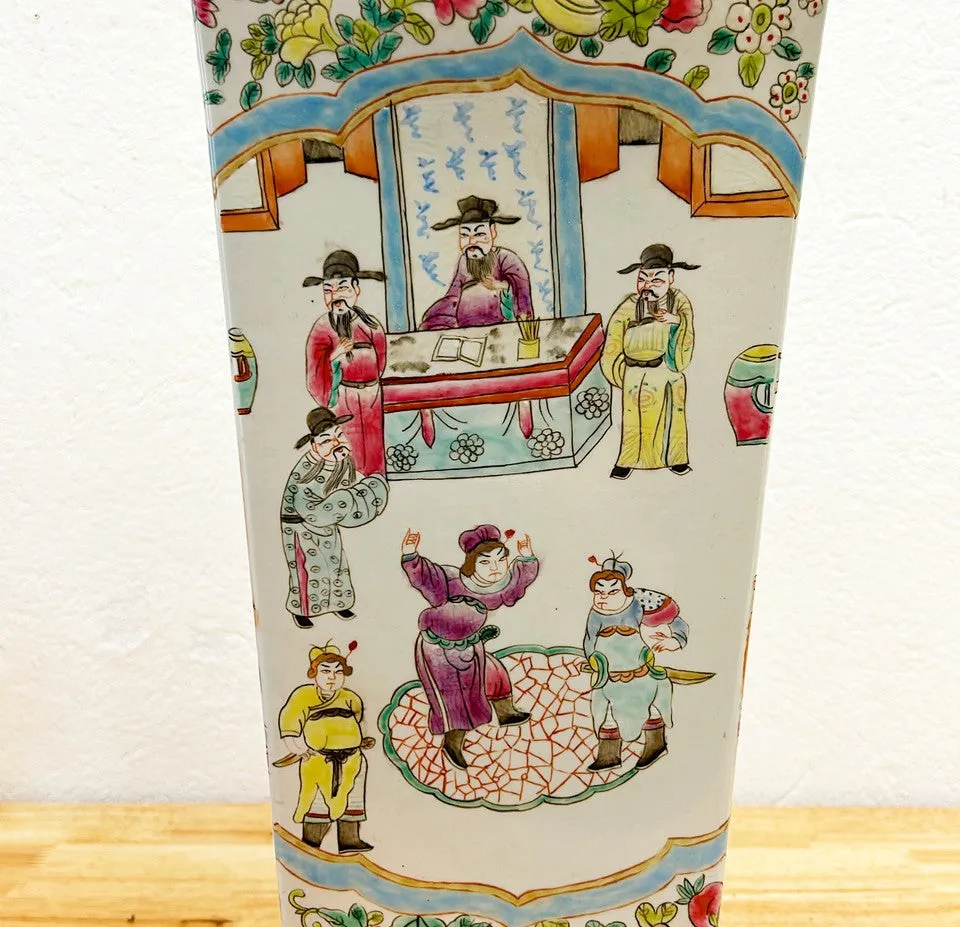 Amazing 80s extra large chinoiserie vintage vase.