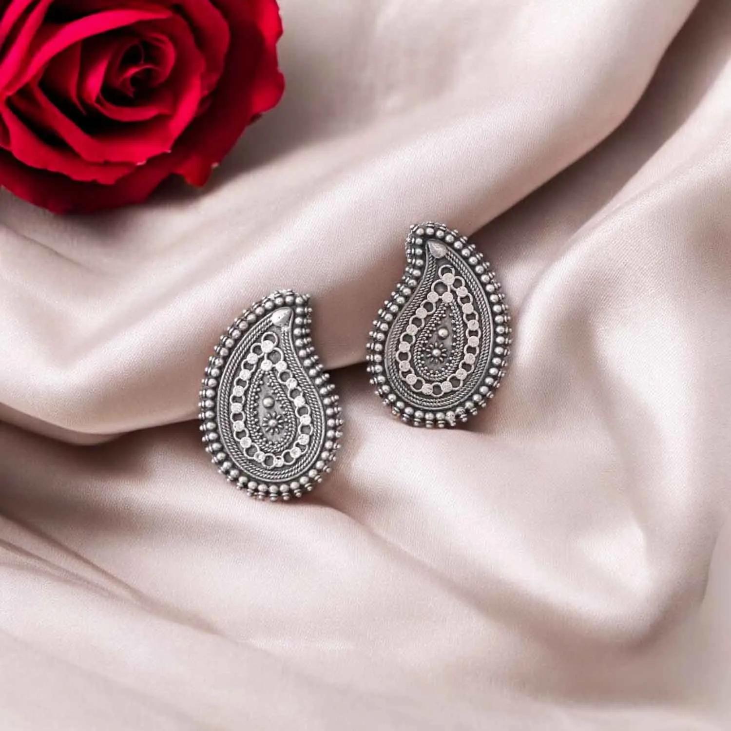 Antique Sujata Oxidised Studs