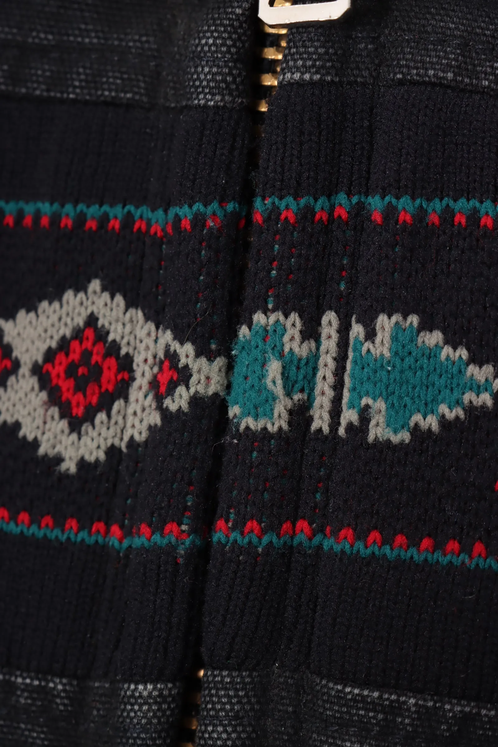 CARHARTT Aztec Black Teal & Red Hoodie Jacket (XL)