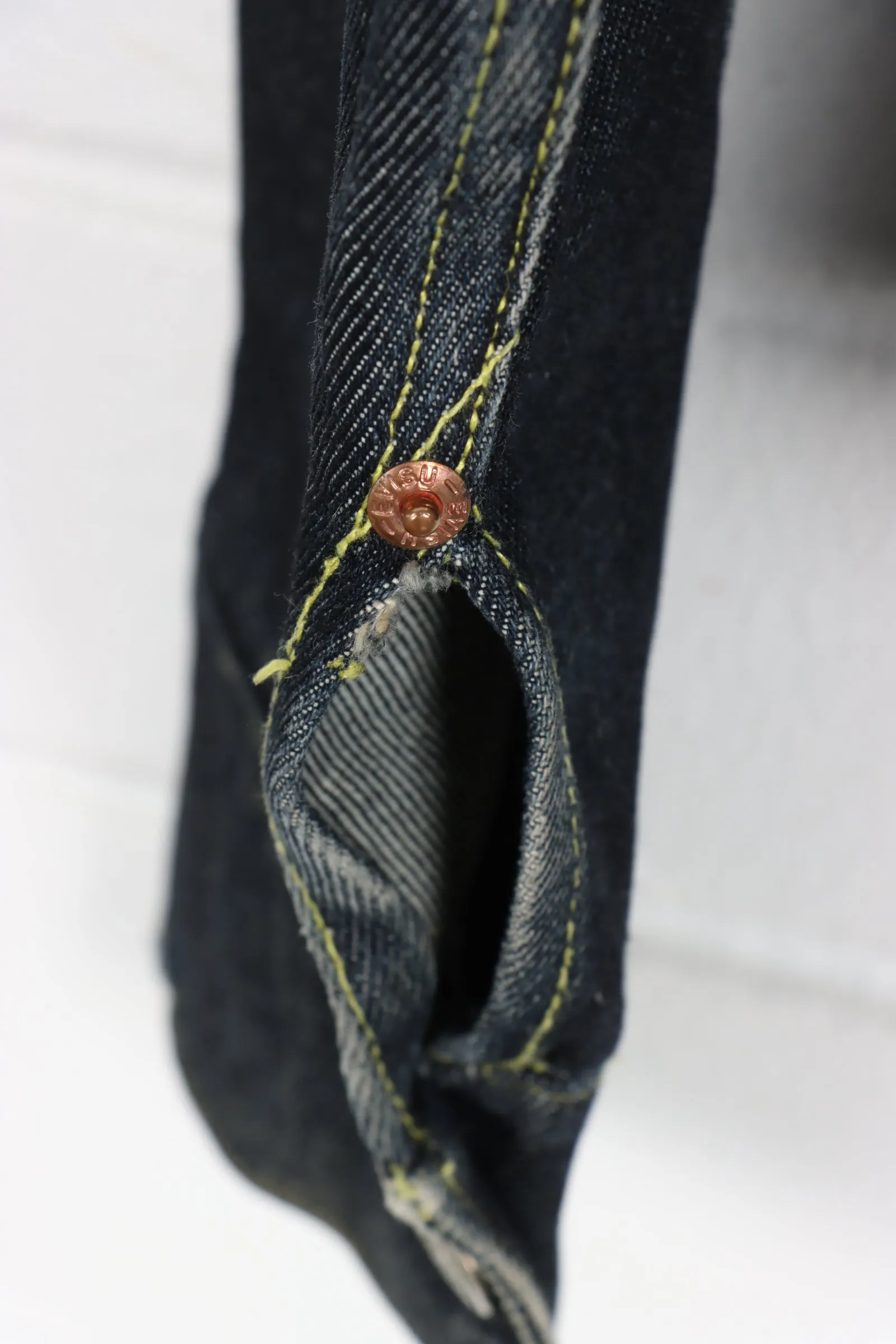 EVISU Seagull Embroidered Button Up Denim Jacket (M-L)