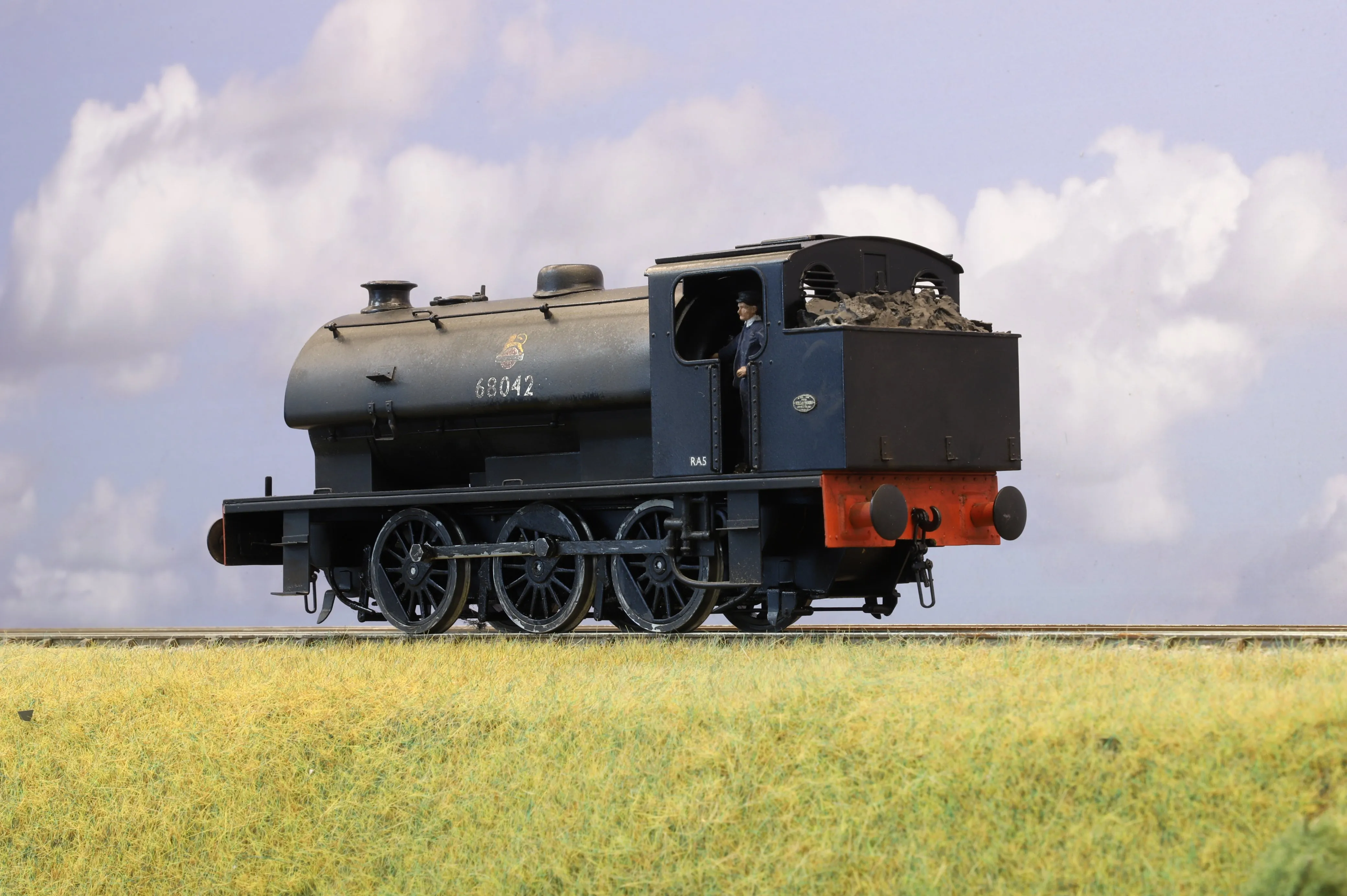 Finescale O Gauge Sancheng J94 0-6-0 'Austerity' No.68042, DCC Sound