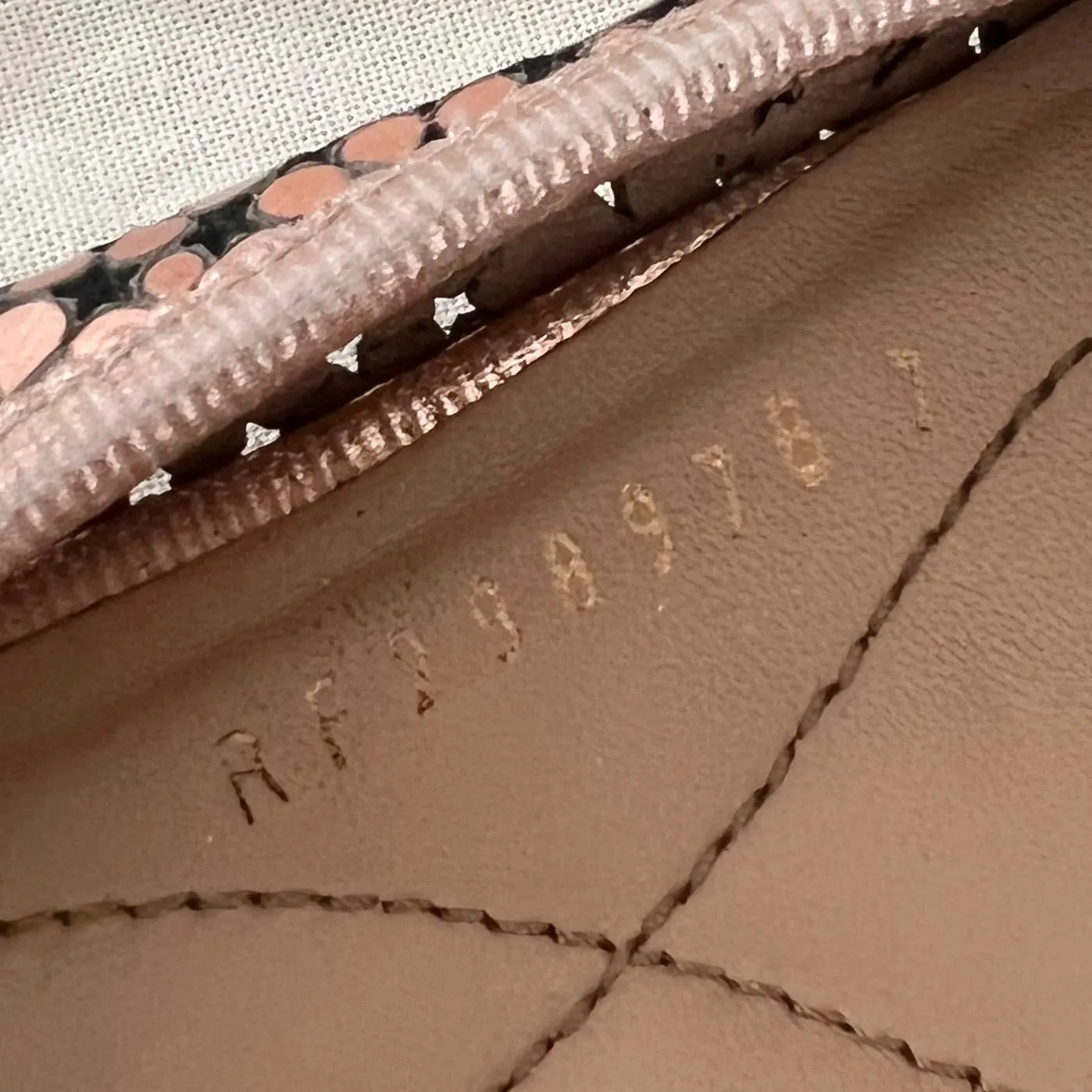 SALVATORE FERRAGAMO
Rose Gold Shelley Leather Flats